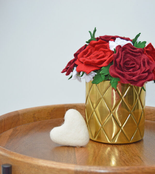 Gold Rose Pot