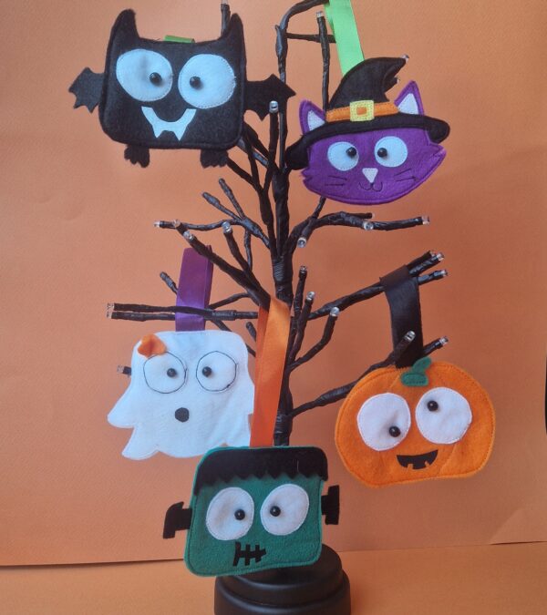 Witchy Cat Hanging Decoration